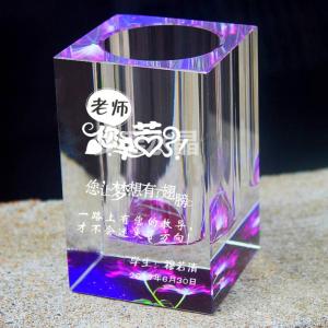 水晶筆筒
